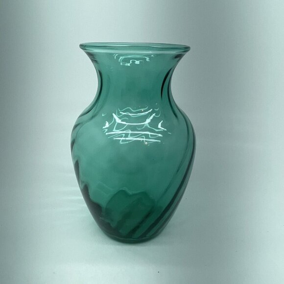 Vintage Indiana Glass Flower Vase Aqua Blue Swirled Diamond 3D Effect Ohio USA - Picture 9 of 12